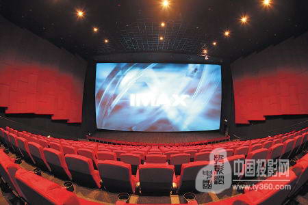 【数字电影厅如何选择银幕】 _ 中国投影网投影幕资讯