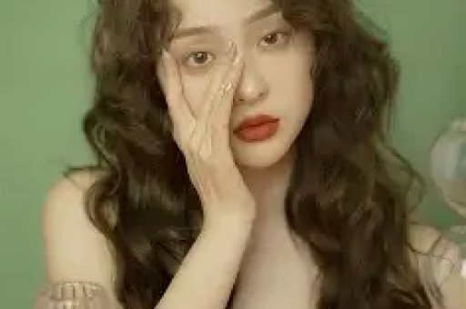 千万级网红为何总在同一个坑里“翻车”
