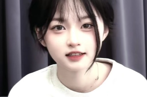 全网炸锅！梅拉尼娅公开演讲朗读吃力遭群嘲舆论反讽打脸舆论乱象