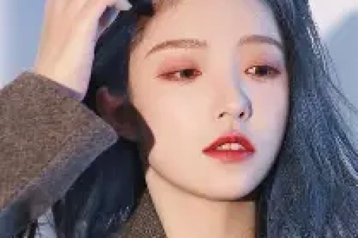 爆4条大瓜！湖南台女主持被曝背高仿、贾玲体重回弹、陈好疑怀四胎沈腾再遭百花冷遇